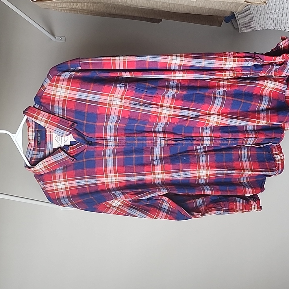 Men's st John's bay long sleeve XL plaid shirt button down.